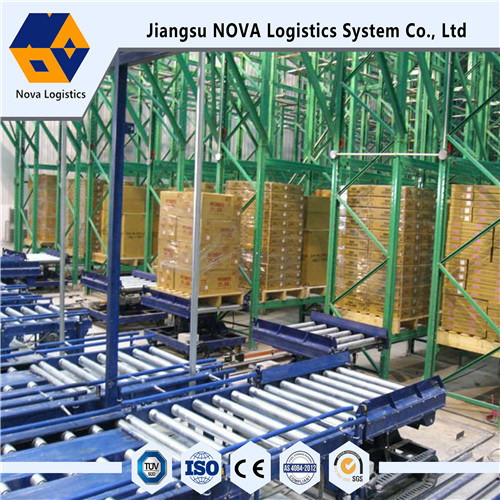 Automatisiertes Regalbediengerät (AS / RS) für das Logistiklager